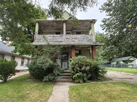 653 E 159th St, Cleveland, OH 44110