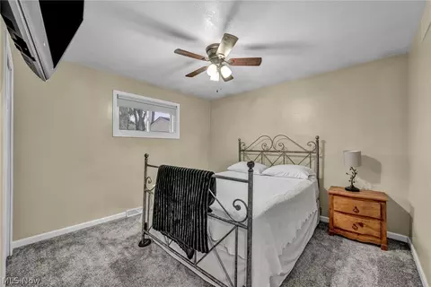 Bedroom - 653 Lucille Dr, Elyria, OH 44035 photo 4 of 6