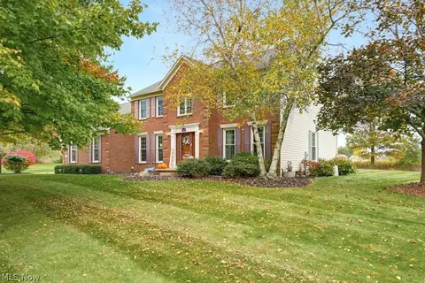 9020 Humberside Ave NW, North Canton, OH 44720