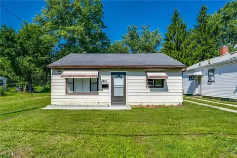1022 Merton Ave, Akron, OH 44306