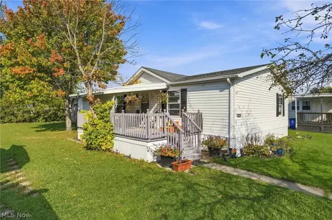 1525 Lancelot St, Streetsboro, OH 44241