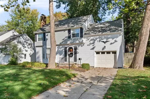 1821 Kingsley Ave, Akron, OH 44313