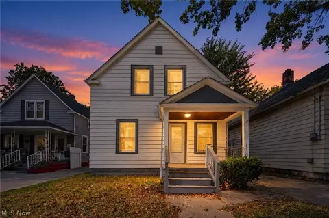 3658 E 55th St, Cleveland, OH 44105