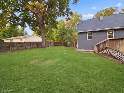 Exterior - 3843 Globe Ave, Lorain, OH 44055 photo 4 of 8