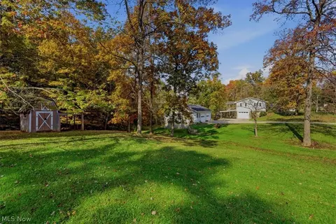Exterior - 81 Pinecrest Dr, Washington, WV 26181 photo 6 of 10