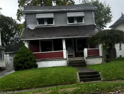 3623 Powers Way, Youngstown, OH 44502