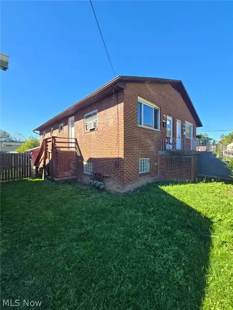 1455-1459 Struble Ave NE, Canton, OH 44705