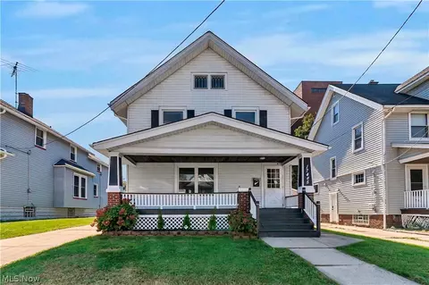 17445 Northwood Ave, Lakewood, OH 44107