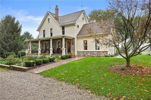 13085 Chatham Rd, Spencer, OH 44275
