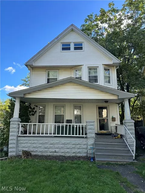 3313 E 121st St, Cleveland, OH 44120