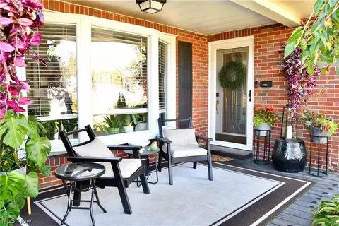Exterior - 479 Ewing Rd, Boardman, OH 44512 photo 3 of 10