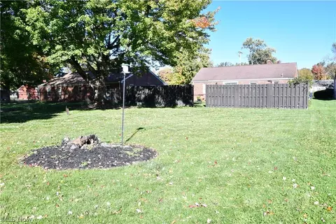 Exterior - 479 Ewing Rd, Boardman, OH 44512 photo 9 of 10