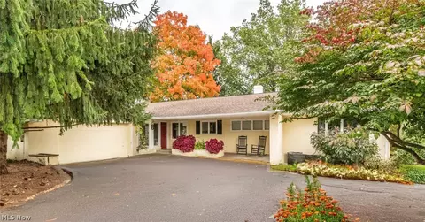 24911 S Woodland Rd, Beachwood, OH 44122