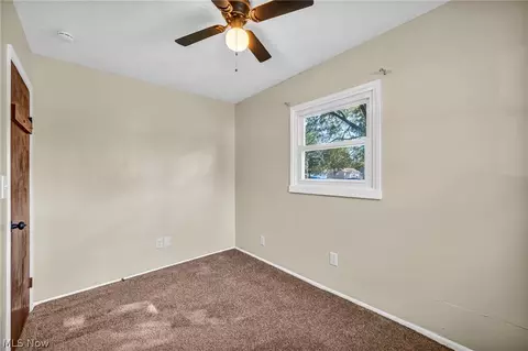 Bedroom - 2900 Brenner Dr, Lorain, OH 44053 photo 4 of 12