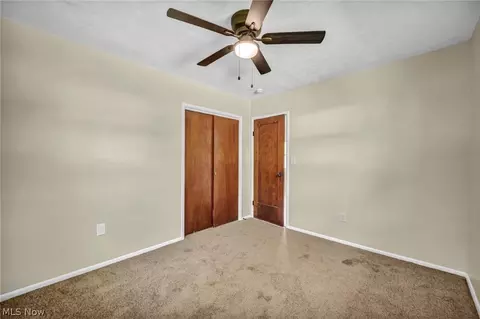 Bedroom - 2900 Brenner Dr, Lorain, OH 44053 photo 11 of 12