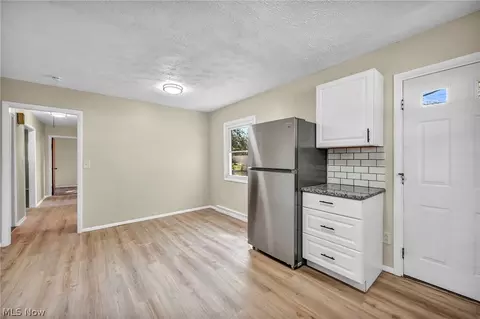 Entry Way - 2900 Brenner Dr, Lorain, OH 44053 photo 1 of 2