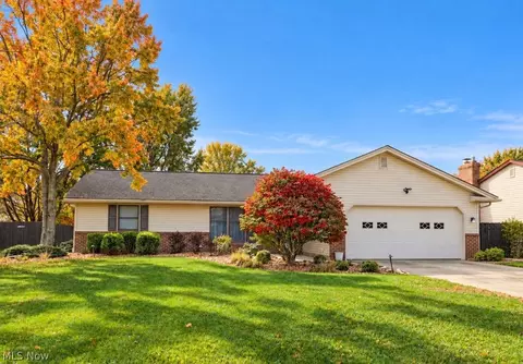 833 Trailwood Dr, Boardman, OH 44512