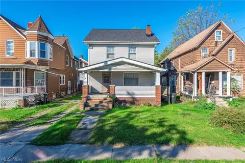 3878 W 31st St, Cleveland, OH 44109