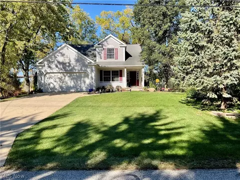 8603 Murray Rd, Valley View, OH 44125