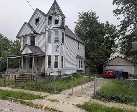 1349 E 90th St, Cleveland, OH 44106