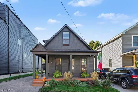 1344 W 78th St, Cleveland, OH 44102