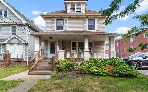12913 Larchmere Blvd, Shaker Heights, OH 44120