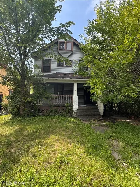 712 E 133rd St, Cleveland, OH 44110