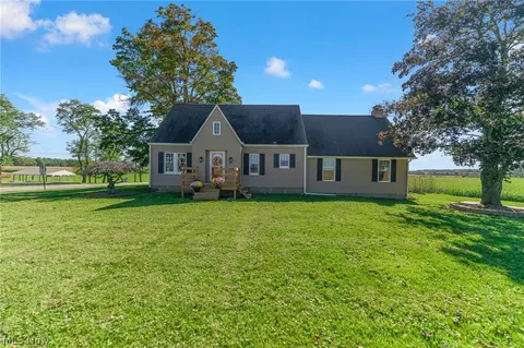 6017 W South Range Rd, Salem, OH 44460