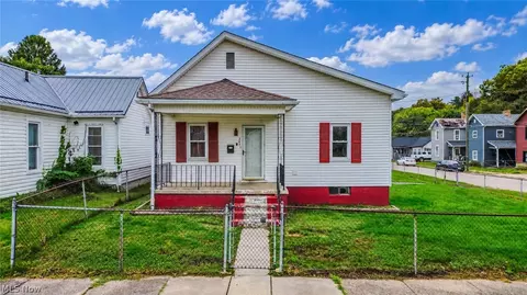 205 Gray St, Zanesville, OH 43701