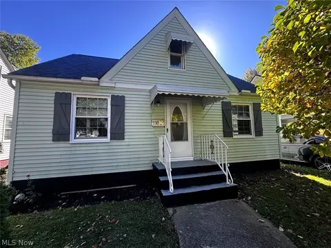 11801 Kensington Ave, Cleveland, OH 44111