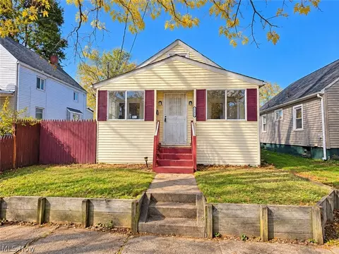 1271 Nestor Ave, Akron, OH 44314