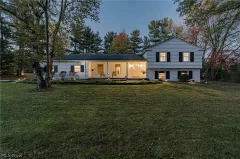 32499 Pinetree Rd, Pepper Pike, OH 44124