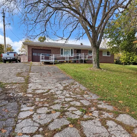 7239 Middletown Germantown Rd, Middletown, OH 45042