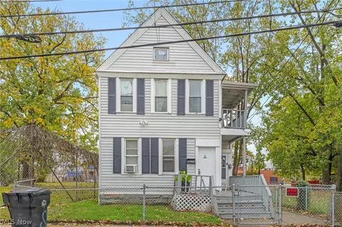 2653 W 27th St, Cleveland, OH 44113