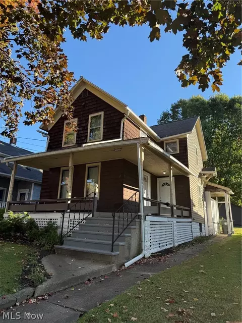 233 Westwood Ave, Akron, OH 44302