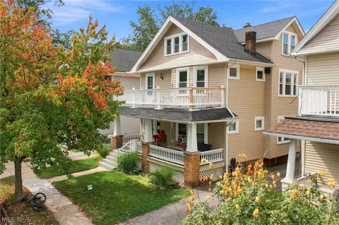 1296 Fry Ave, Lakewood, OH 44107