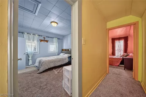 Entry Way - 1649 W 8th St, Ashtabula, OH 44004 photo 1 of 1
