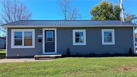 317 S King St, West Lafayette, OH 43845