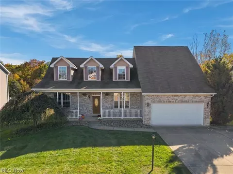 5374 Grovewood Ln, Medina, OH 44256