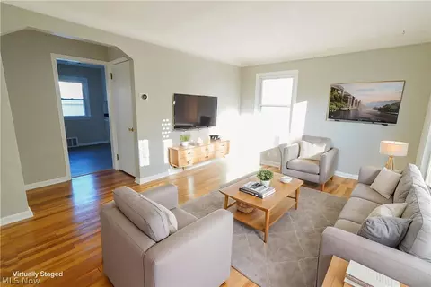 Living - 1644 Douglas Rd, Wickliffe, OH 44092 photo 1 of 4