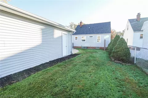 Exterior - 1644 Douglas Rd, Wickliffe, OH 44092 photo 3 of 3