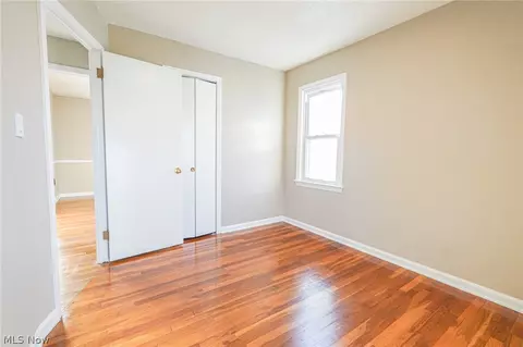 Bedroom - 1644 Douglas Rd, Wickliffe, OH 44092 photo 4 of 8