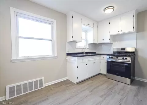 Kitchen - 1644 Douglas Rd, Wickliffe, OH 44092 photo 1 of 3