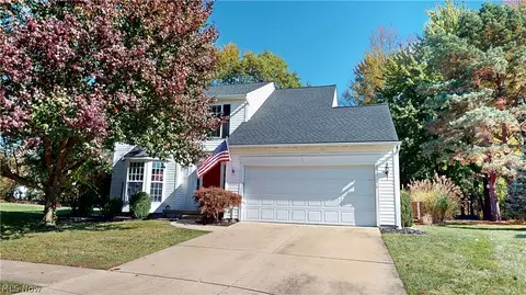 591 Brookpointe Cir, Northfield, OH 44067