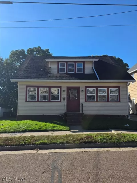 906 Silvercrest Ave, Akron, OH 44314
