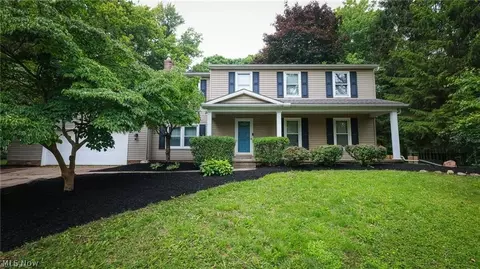 5387 Cherokee Ave NW, North Canton, OH 44720