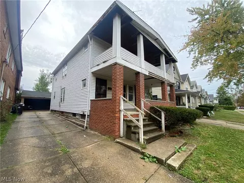 964 Stevenson Rd, Cleveland, OH 44110