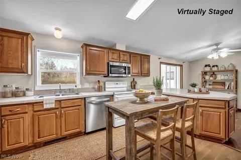 Kitchen - 557 Chambers Rd, Chardon, OH 44024 photo 2 of 5
