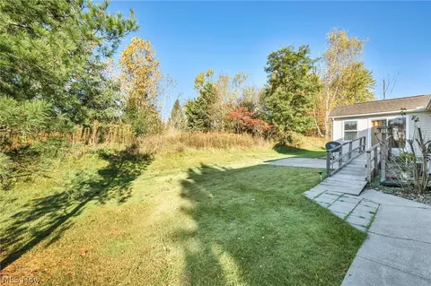 Exterior - 557 Chambers Rd, Chardon, OH 44024 photo 2 of 4