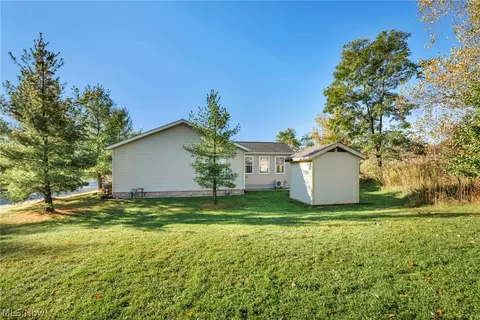 Exterior - 557 Chambers Rd, Chardon, OH 44024 photo 4 of 4